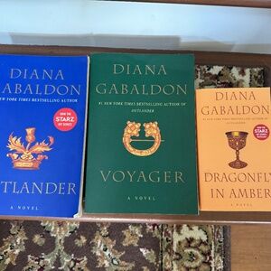 3 Diana Gabaldon Outlander Books